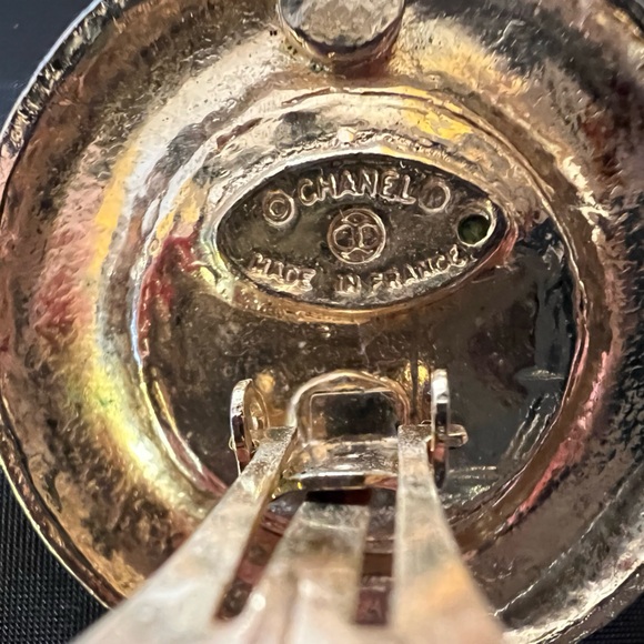 Chanel 31 Rue Cambon Vintage Clip Earrings - Picture 4 of 6